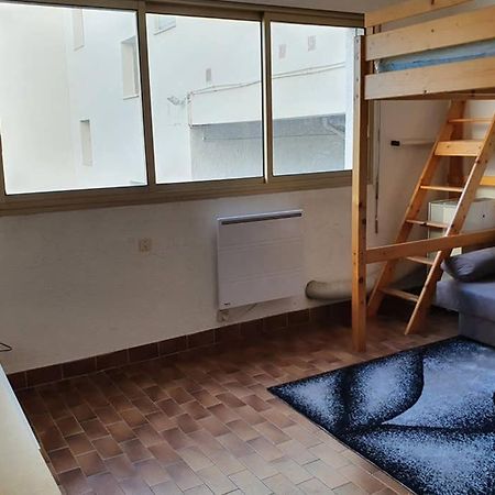 Studio Cabines 6 Couchages 150 M De La Plage Et A Quelques Secondes Des Commerces Wifi Gratuit 라그랑모트 외부 사진