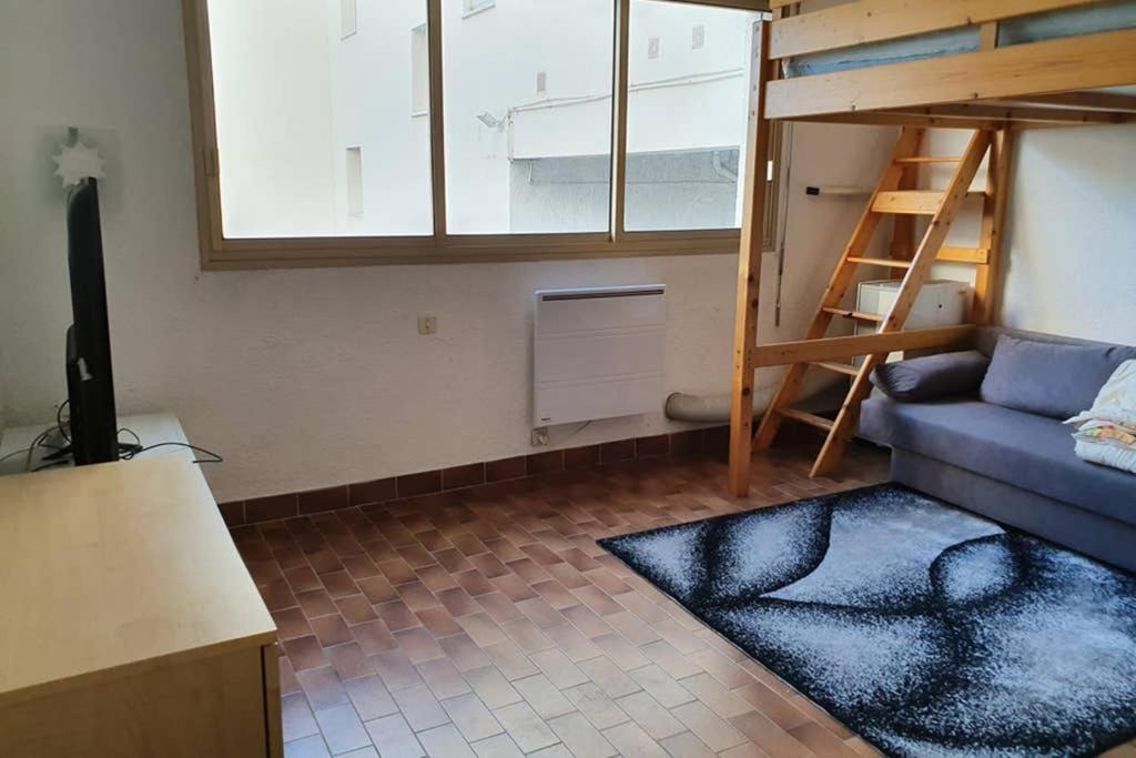 Studio Cabines 6 Couchages 150 M De La Plage Et A Quelques Secondes Des Commerces Wifi Gratuit 라그랑모트 외부 사진